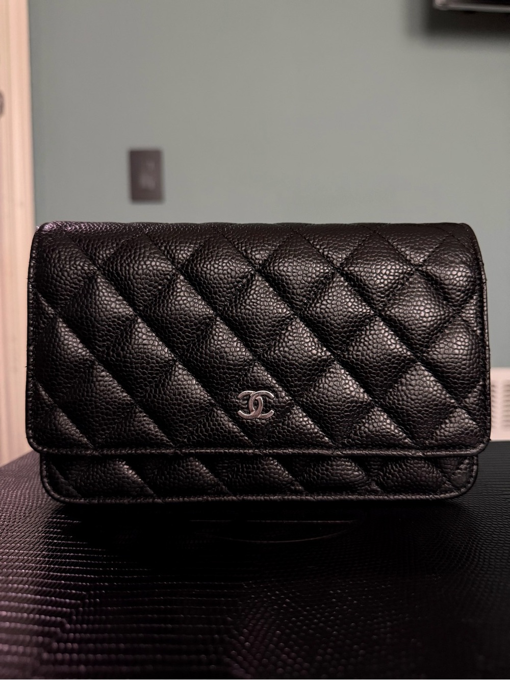 CHANEL Black Quilted Caviar Leather Crossbody Wallet with Silver Chain - Picture 3 of 17